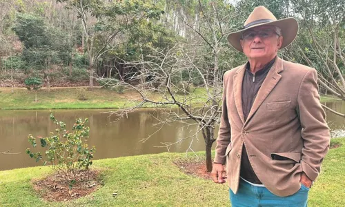 
          Imagem ilustrativa da imagem Aposentado planta mais de 50 mil árvores
          