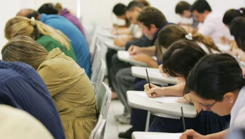 
          Imagem ilustrativa da imagem INSS só vai ter concurso para nível superior
          