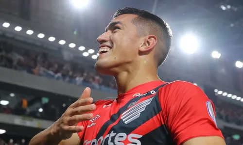 
          Imagem ilustrativa da imagem Athletico-PR derrota Cerro Porteño e avança às oitavas da Sul-Americana
          