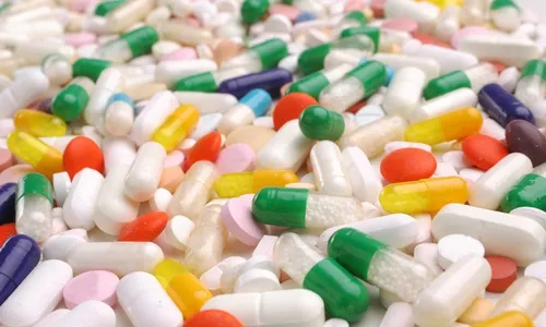 
          Imagem ilustrativa da imagem Nova regra para receita de zolpidem gera confusão em farmácias
          