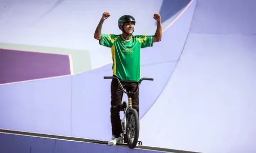 
          Imagem ilustrativa da imagem Bala Loka fica sem medalha na final na estreia do Brasil no BMX Freestyle
          