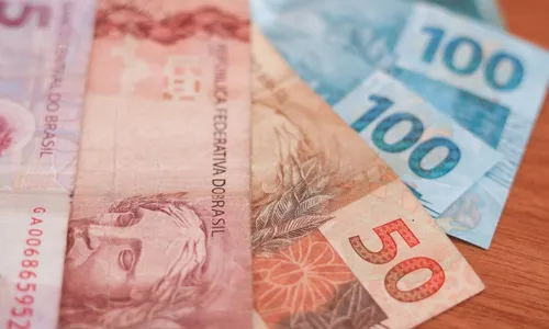 
          Imagem ilustrativa da imagem Banco Central determina que notas antigas do real sejam recolhidas
          