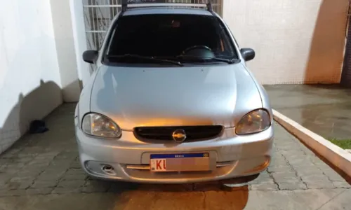 
          Imagem ilustrativa da imagem Bandidos exigem R$ 2 mil para devolver táxi e são presos em cerco da polícia no ES
          