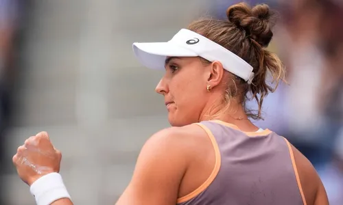 
          Imagem ilustrativa da imagem Bia Haddad vence e Brasil volta às quartas do US Open após 56 anos
          