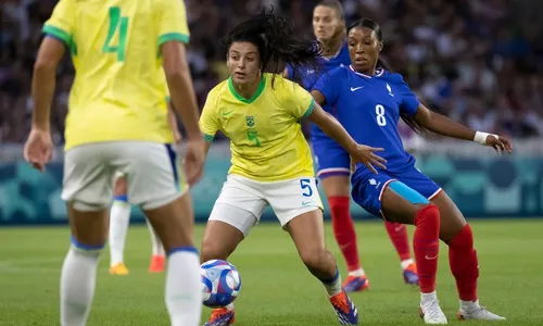 
          Imagem ilustrativa da imagem Brasil vence a França e vai à semi das Olimpíadas no futebol feminino
          