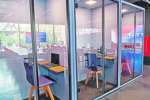 
          Imagem ilustrativa da imagem Capacitação profissional com inovação e bem-estar
          