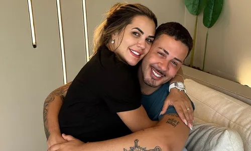 
          Imagem ilustrativa da imagem Carlinhos Maia se pronuncia sobre Deolane: "Não larguei a mão de ninguém"
          