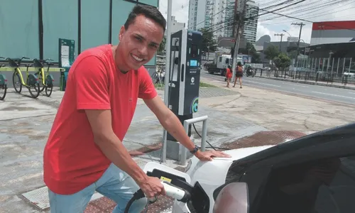 
          Imagem ilustrativa da imagem Carros elétricos devem ficar mais acessíveis
          