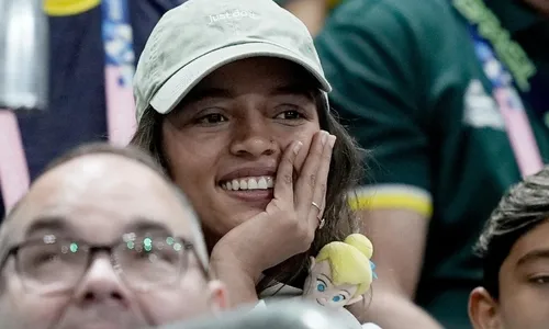 
          Imagem ilustrativa da imagem Como a skatista Rayssa Leal virou amuleto do Brasil na Olimpíada de Paris
          