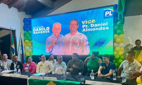 
          Imagem ilustrativa da imagem Danilo Bahiense confirma candidatura e define pastor como vice em Guarapari
          