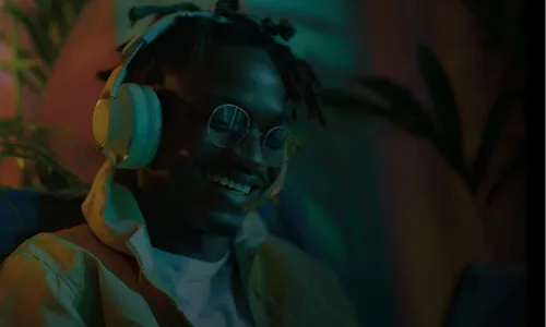 
          Imagem ilustrativa da imagem Descomplica e MRV oferecem 200 vagas gratuitas para curso de marketing digital
          