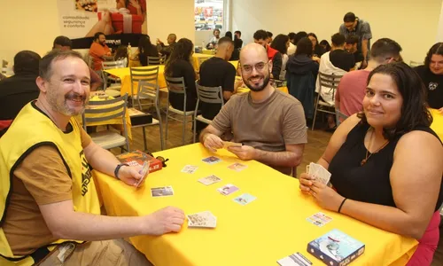 
          Imagem ilustrativa da imagem Diversão fora da internet com jogos de tabuleiro
          