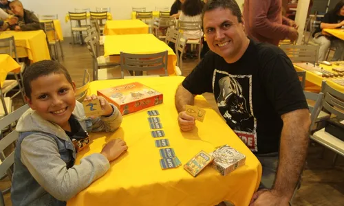 
          Imagem ilustrativa da imagem Diversão fora da internet com jogos de tabuleiro
          