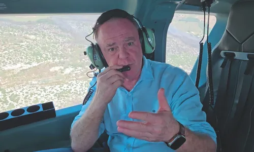 
          Imagem ilustrativa da imagem Drones e até helicópteros para combater incêndios no ES
          