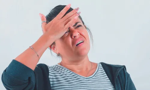 
          Imagem ilustrativa da imagem Efeitos colaterais de remédios para emagrecer exigem acompanhamento
          