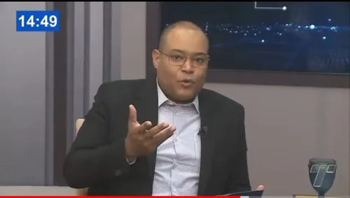 
          Imagem ilustrativa da imagem "Eleição se ganha no período da eleição", disse o prefeito do Recife João Campos
          