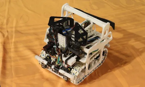 
          Imagem ilustrativa da imagem Equipe do Ifes entre as 5 melhores do mundo na robótica
          