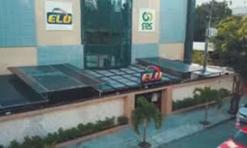 
          Imagem ilustrativa da imagem Escola obriga filha de casal de mães a participar de festa dos pais
          