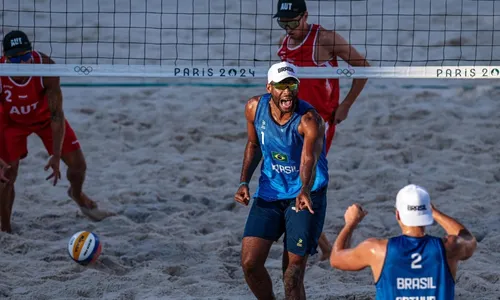 
          Imagem ilustrativa da imagem Evandro e Arthur batem austríacos e Brasil fecha 1ª rodada com 100% de vitórias
          