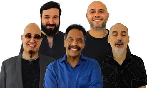 
          Imagem ilustrativa da imagem Evento romântico reúne Renato e Seus Blue Caps, Trepidant's e Chama do Brega
          