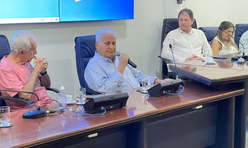 
          Imagem ilustrativa da imagem Ferraço tem candidatura oficializada em Cachoeiro de Itapemirim
          