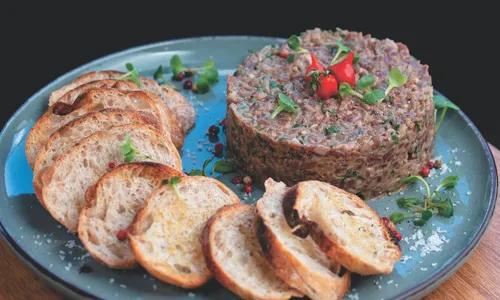 
          Imagem ilustrativa da imagem Festival de gastronomia vai agitar Pedra Azul
          