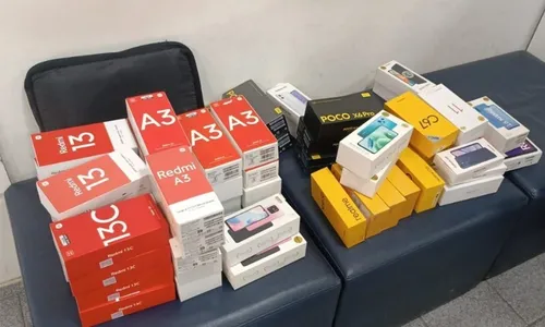 
          Imagem ilustrativa da imagem Fiscalização apreende celulares sem nota fiscal em lojas de Colatina
          