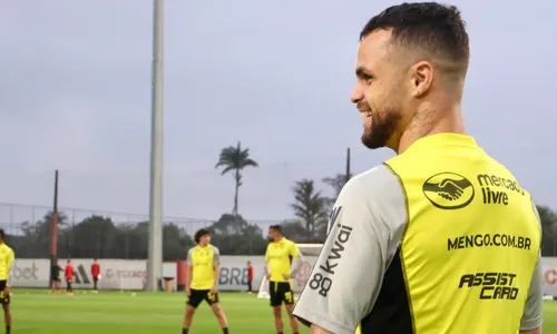 
          Imagem ilustrativa da imagem Michael treina e deve ser relacionado no Flamengo; time terá novidades
          