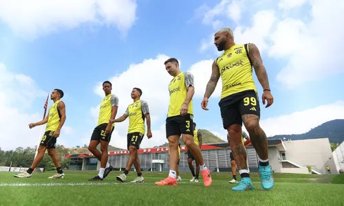 
          Imagem ilustrativa da imagem Flamengo poupa time contra Grêmio e titulares ficam no Rio treinando
          