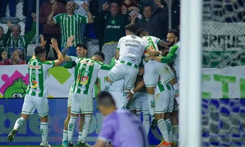 
          Imagem ilustrativa da imagem Fluminense sofre virada para o Juventude e sai atrás na Copa do Brasil
          