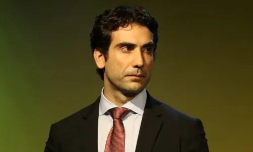 
          Imagem ilustrativa da imagem Senado aprova Gabriel Galípolo para presidente do BC
          