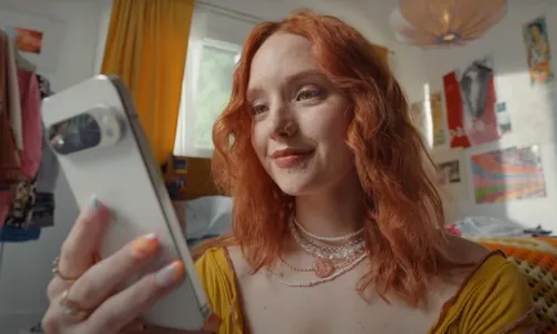 
          Imagem ilustrativa da imagem Gemini: novo chat de voz por IA do Google funciona como assistente pessoal
          