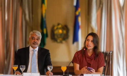 
          Imagem ilustrativa da imagem Governadora Raquel Lyra se compromete em anunciar calendário de demolições
          