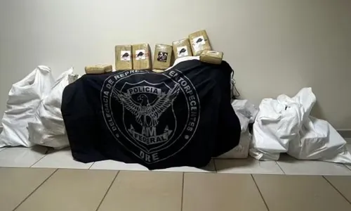 
          Imagem ilustrativa da imagem Helicóptero da Venezuela com 240 kg de 'super maconha' é interceptado no AM
          