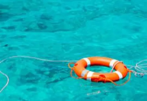 
          Imagem ilustrativa da imagem Homem de 19 anos morre afogado no mar de Boa Viagem, Zona Sul do Recife
          