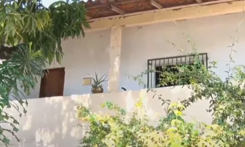 
          Imagem ilustrativa da imagem Homem se joga do segundo andar de casa após furtar bicicleta em Vila Velha
          