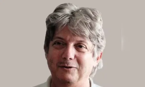 
          Imagem ilustrativa da imagem Idoso morre durante surfe em piscina de ondas artificiais em Santa Catarina
          