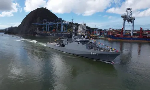 
          Imagem ilustrativa da imagem Ingressos para visitar navio de guerra em Vitória serão distribuídos nesta quinta
          