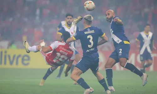 
          Imagem ilustrativa da imagem Internacional empata com o Rosário Central e está fora da Copa Sul-Americana
          