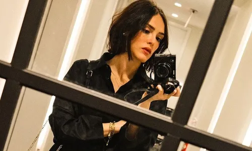 
          Imagem ilustrativa da imagem Isabelle Drummond explica afastamento da TV e fala de seu pai, que foi assassinado
          
