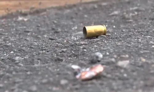 
          Imagem ilustrativa da imagem Jovem é baleada de raspão na cabeça em Vitória
          