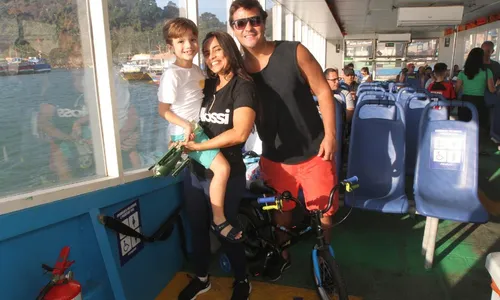 
          Imagem ilustrativa da imagem Lancha do Aquaviário vira opção de lazer para famílias
          