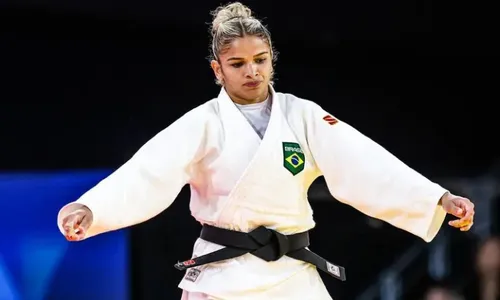 
          Imagem ilustrativa da imagem Larissa Pimenta derrota campeã mundial e conquista medalha de bronze no judô
          