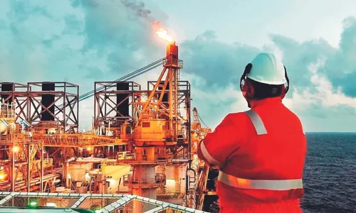 
          Imagem ilustrativa da imagem Mais de 60 indústrias vão investir e abrir 12 mil empregos no ES
          