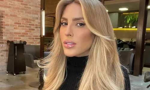 
          Imagem ilustrativa da imagem Manu Bahtidão confirma pausa na carreira por depressão e síndrome do pânico
          