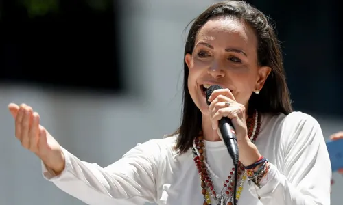 
          Imagem ilustrativa da imagem María Corina promete fazer chavismo 'ceder' em meio a novos protestos contra Maduro
          