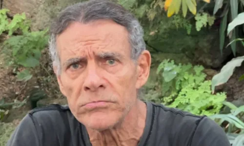 
          Imagem ilustrativa da imagem Quem é Mário Gomes, que perdeu mansão, quis ser deputado e agora pede doação a fãs
          