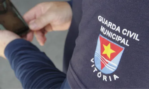 
          Imagem ilustrativa da imagem Mecânico é detido após mulher agredida pedir ajuda à Guarda de Vitória
          