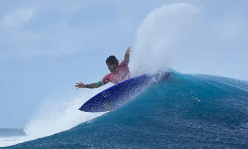 
          Imagem ilustrativa da imagem Medina perde de australiano em 'greve' de ondas e vai disputar bronze em Paris
          