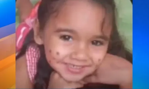 
          Imagem ilustrativa da imagem Menina de 3 anos morre após ser picada por escorpião enquanto dormia
          